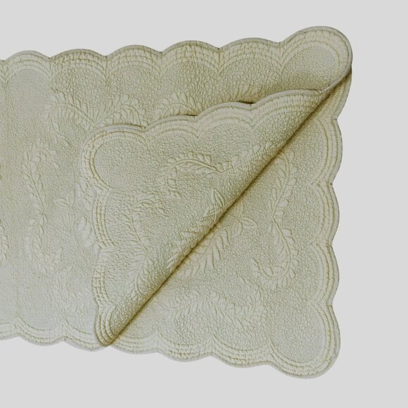 Yellow Quilted Scalloped Table Runner 16x86 Reversible Floral Cotton Cottagecore - Picture 4 of 4